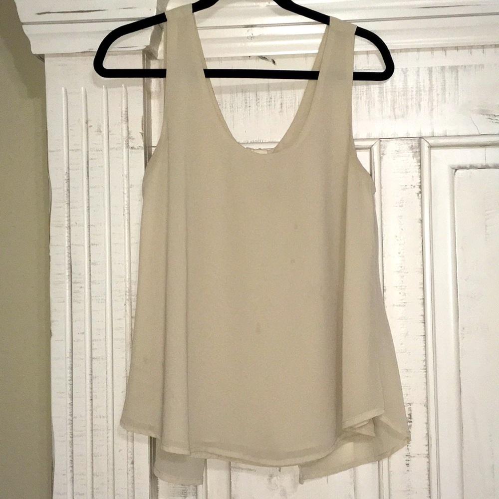 Bow tie top